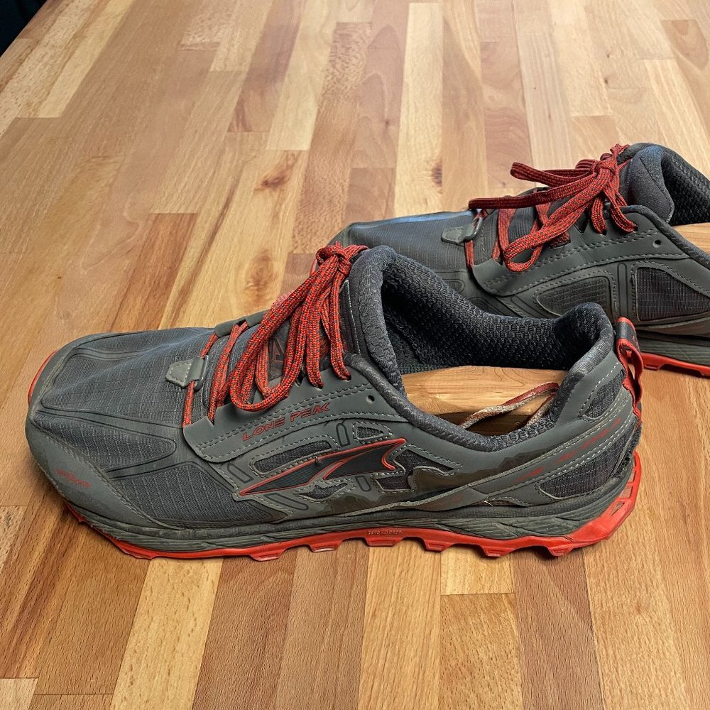 Altra Lone Peak 4 Trail Shoes (Grey/Orange)